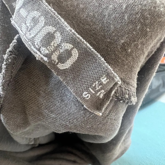 TR 900 Size 2 Olive Green Cotton Cargo Cropped Pants Zippers Pockets - Picture 8 of 8